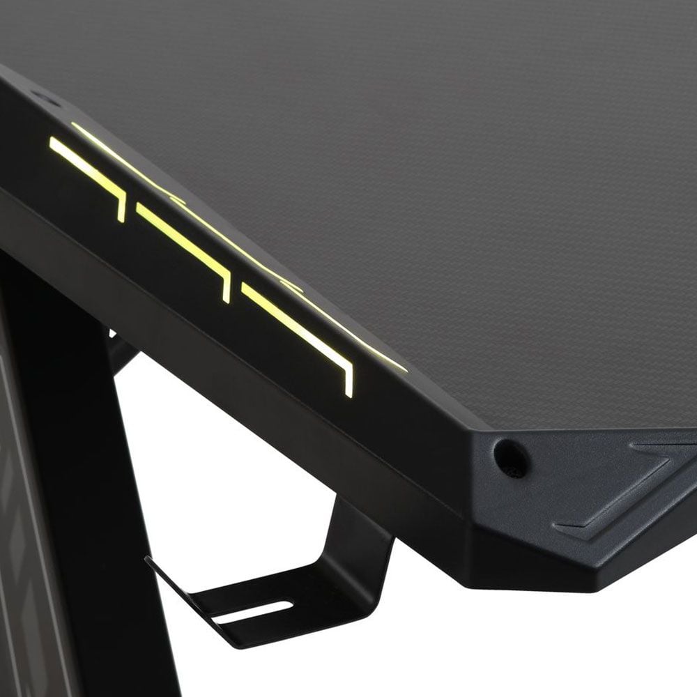 Kompiuterinių žaidimų stalas su LED LINDHOLM