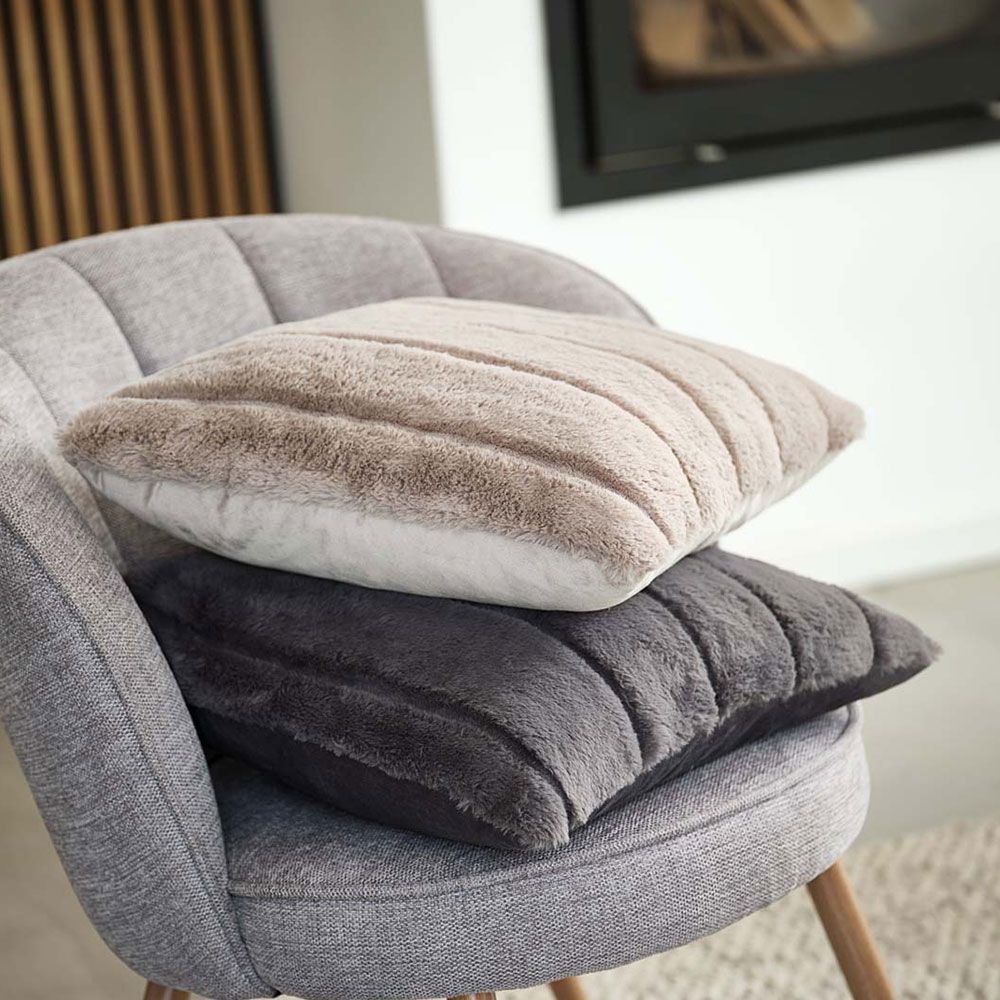 Dekoratyvinė pagalvėlė STAVKLOKKE